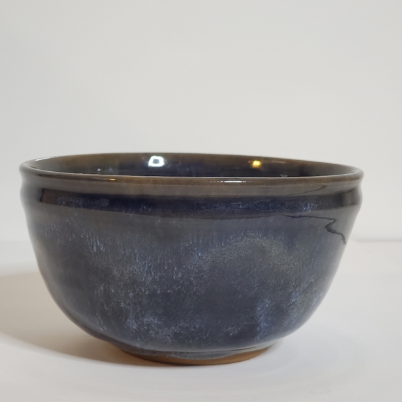 Blue glazed Handmade cereal bowl / multipurpose - 3.5"T x 6"W - Picture 4 of 8